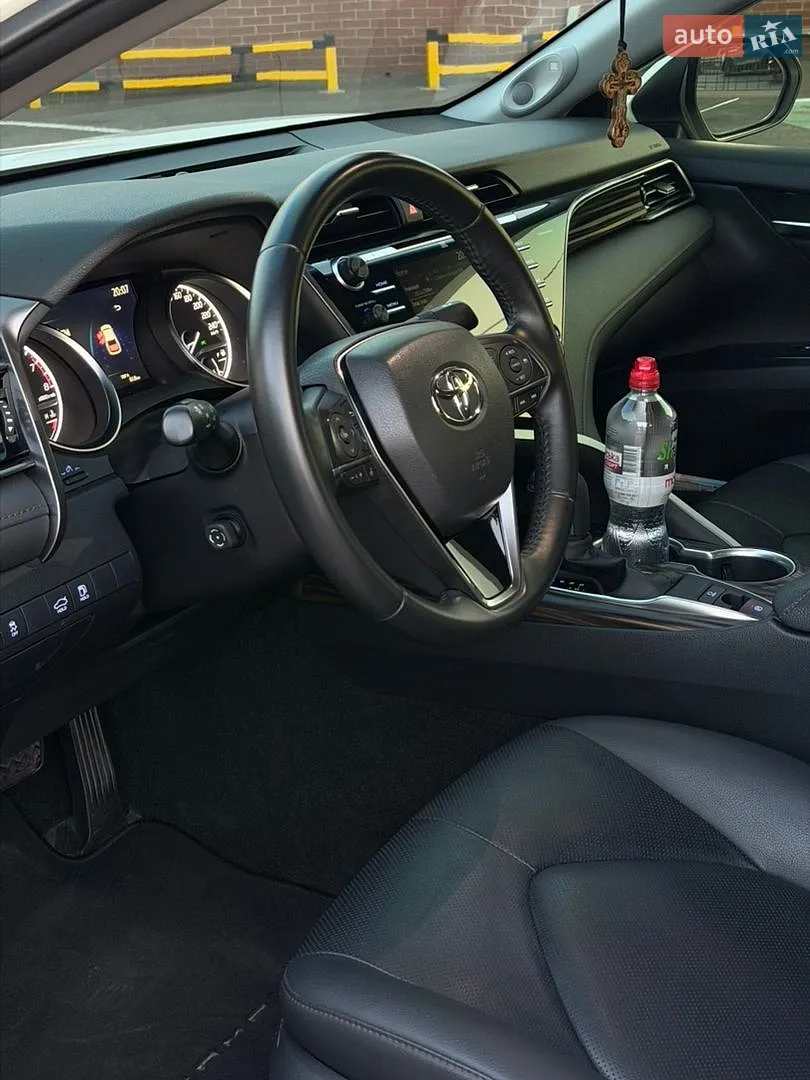 2020 Toyota Camry - мініатюра 13