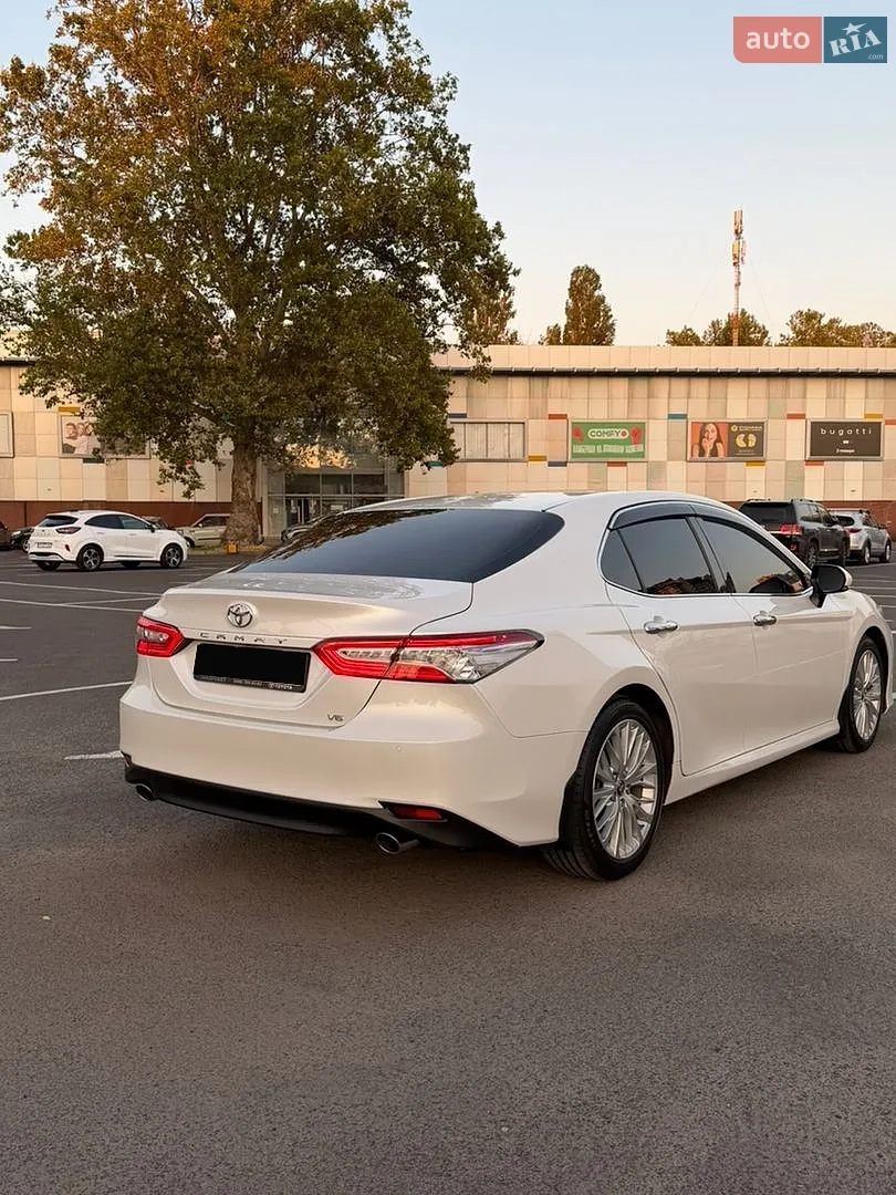 2020 Toyota Camry - мініатюра 9