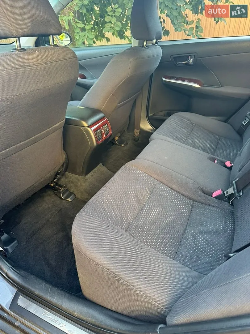 2013 Toyota Camry - мініатюра 17
