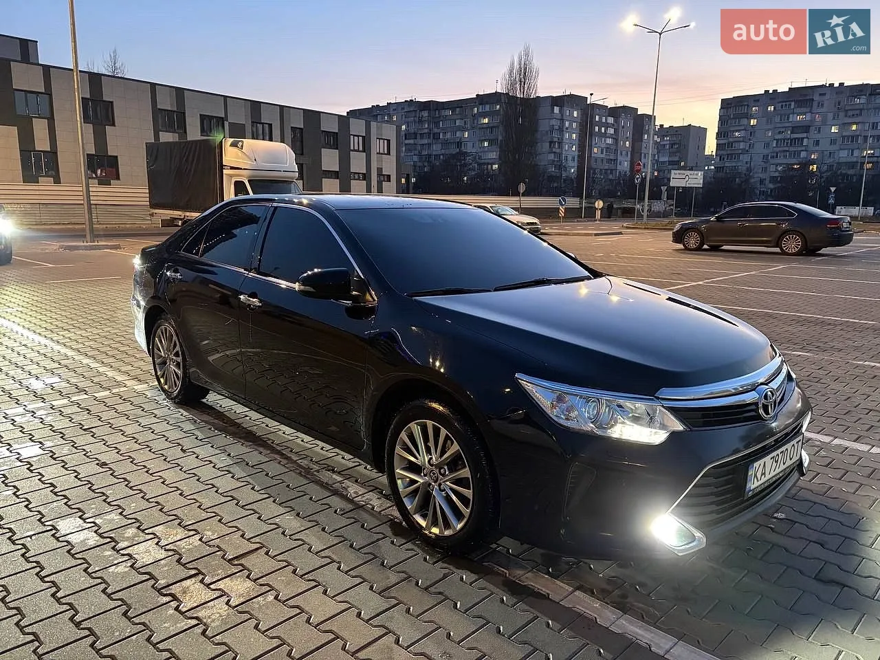 2017 Toyota Camry - мініатюра 16