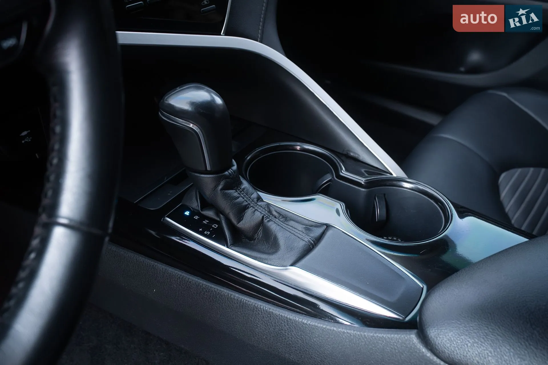 2018 Toyota Camry - мініатюра 25