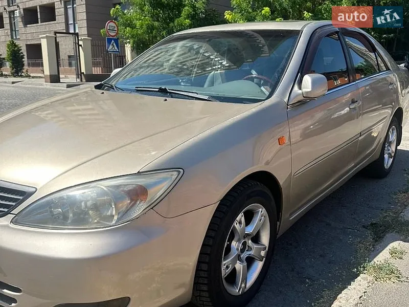 Toyota Camry 2003