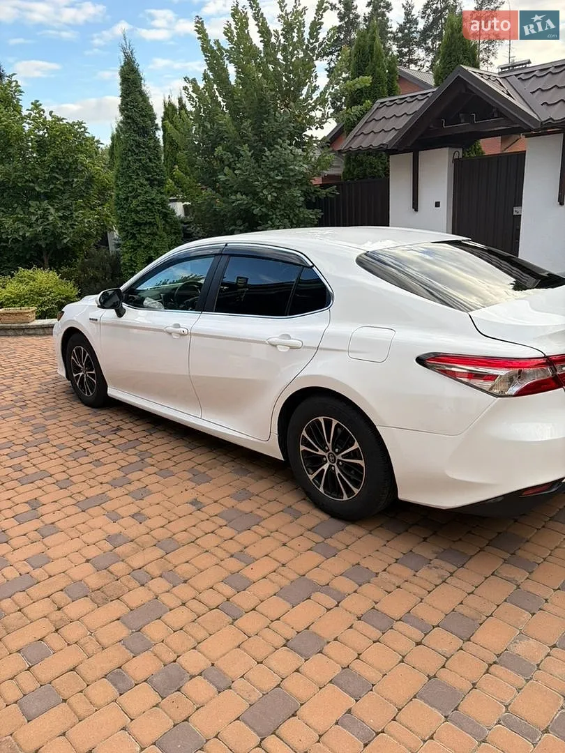 2018 Toyota Camry - мініатюра 4