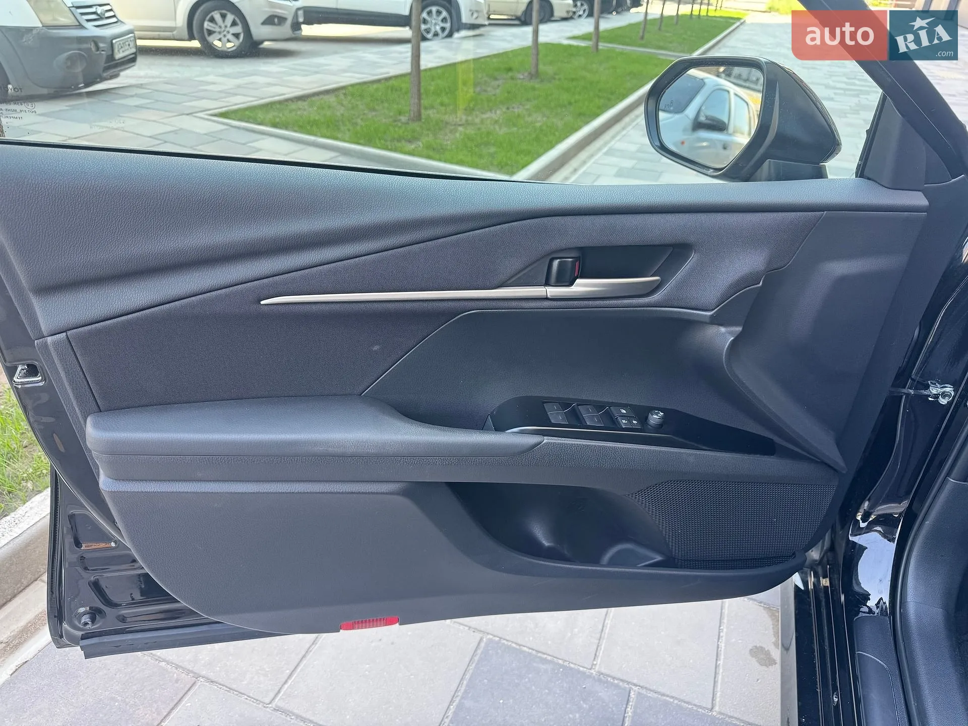 2024 Toyota Camry - мініатюра 11
