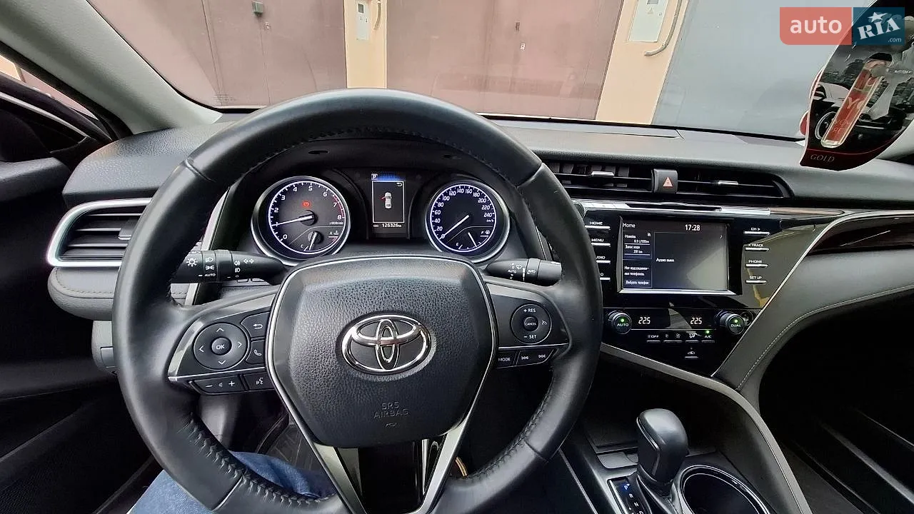2017 Toyota Camry - мініатюра 8
