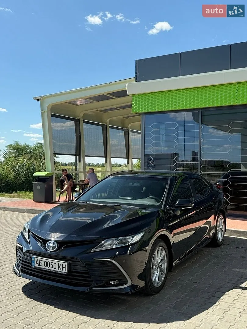 2023 Toyota Camry - мініатюра 3
