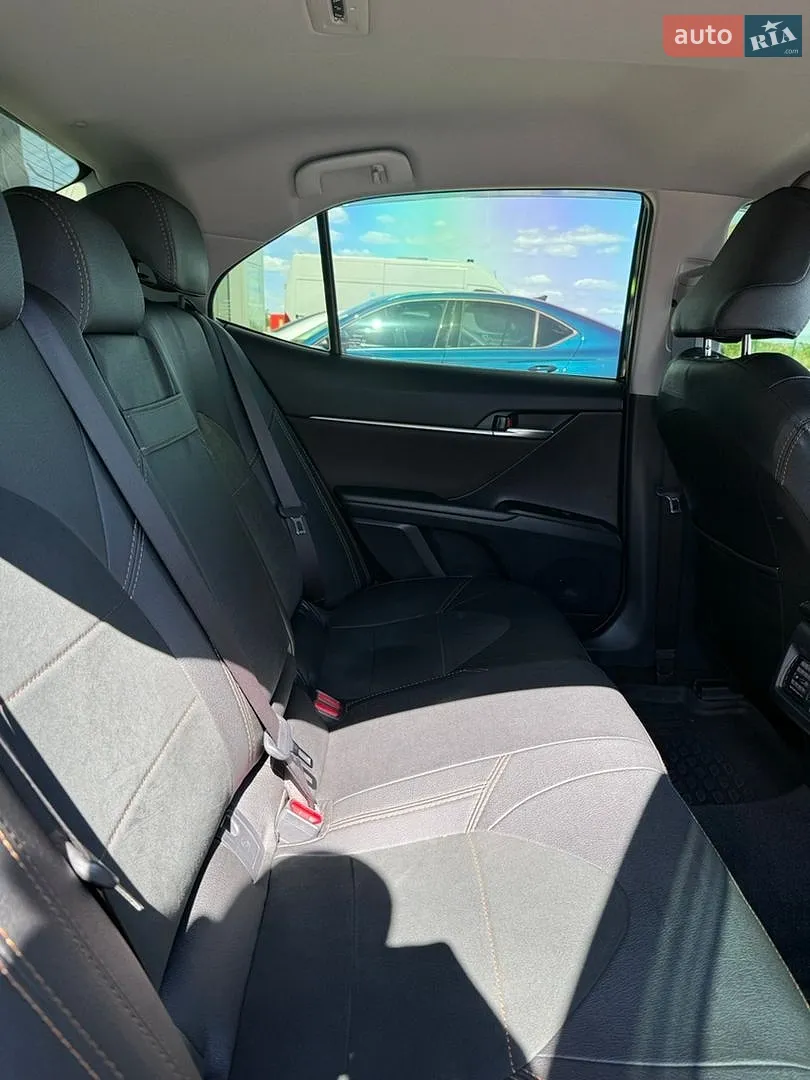 2023 Toyota Camry - мініатюра 8