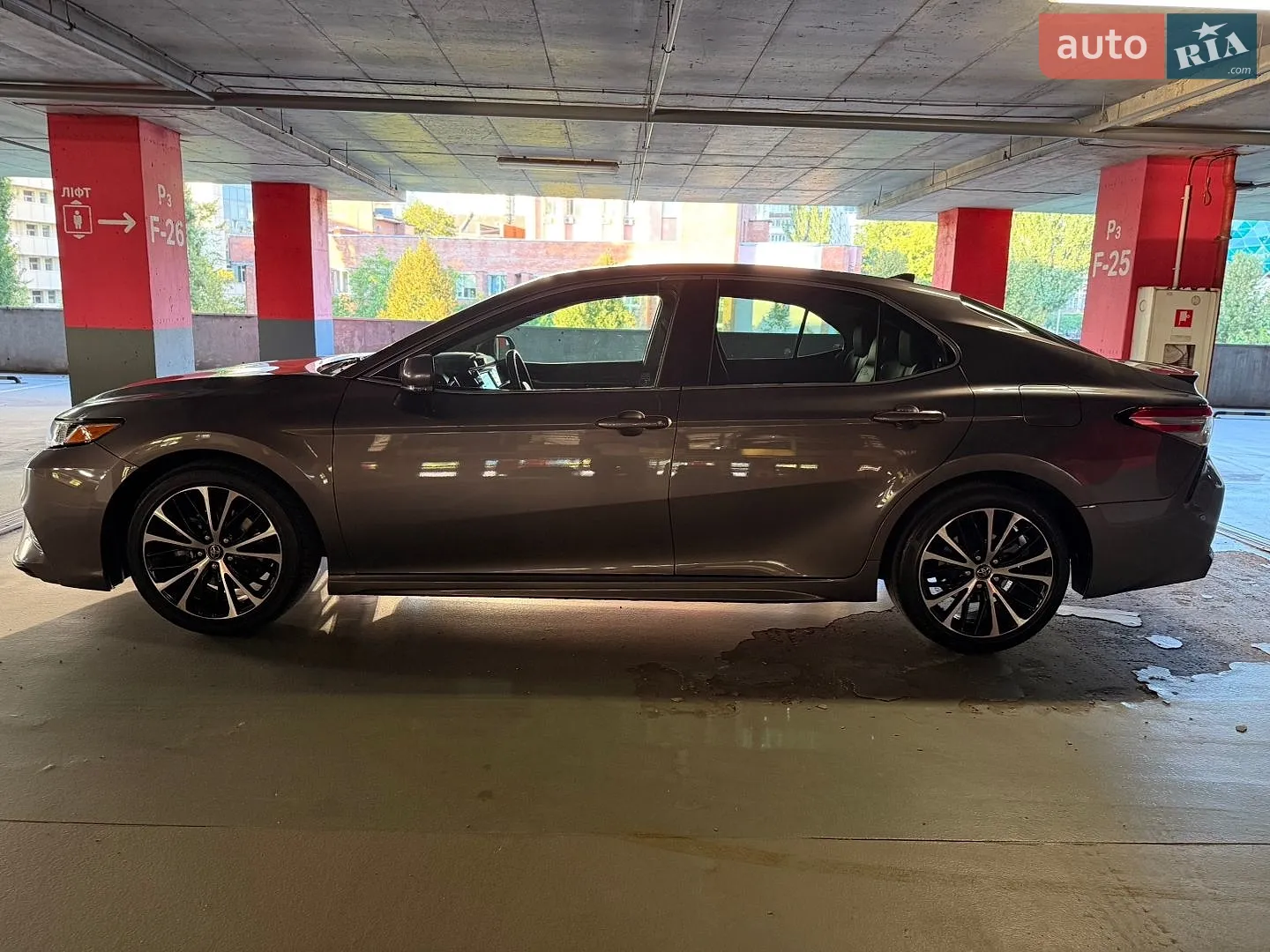 2020 Toyota Camry - мініатюра 7