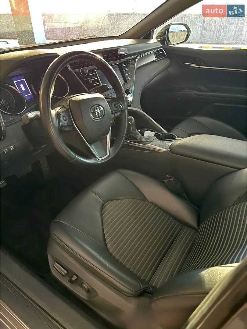 2020 Toyota Camry - мініатюра 12