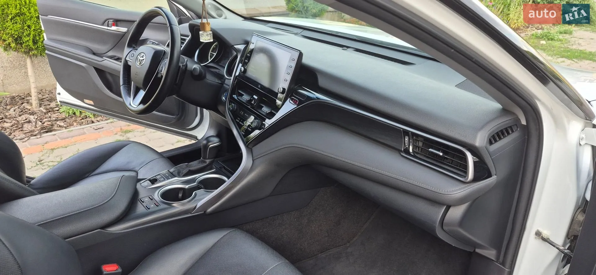 2021 Toyota Camry - мініатюра 18