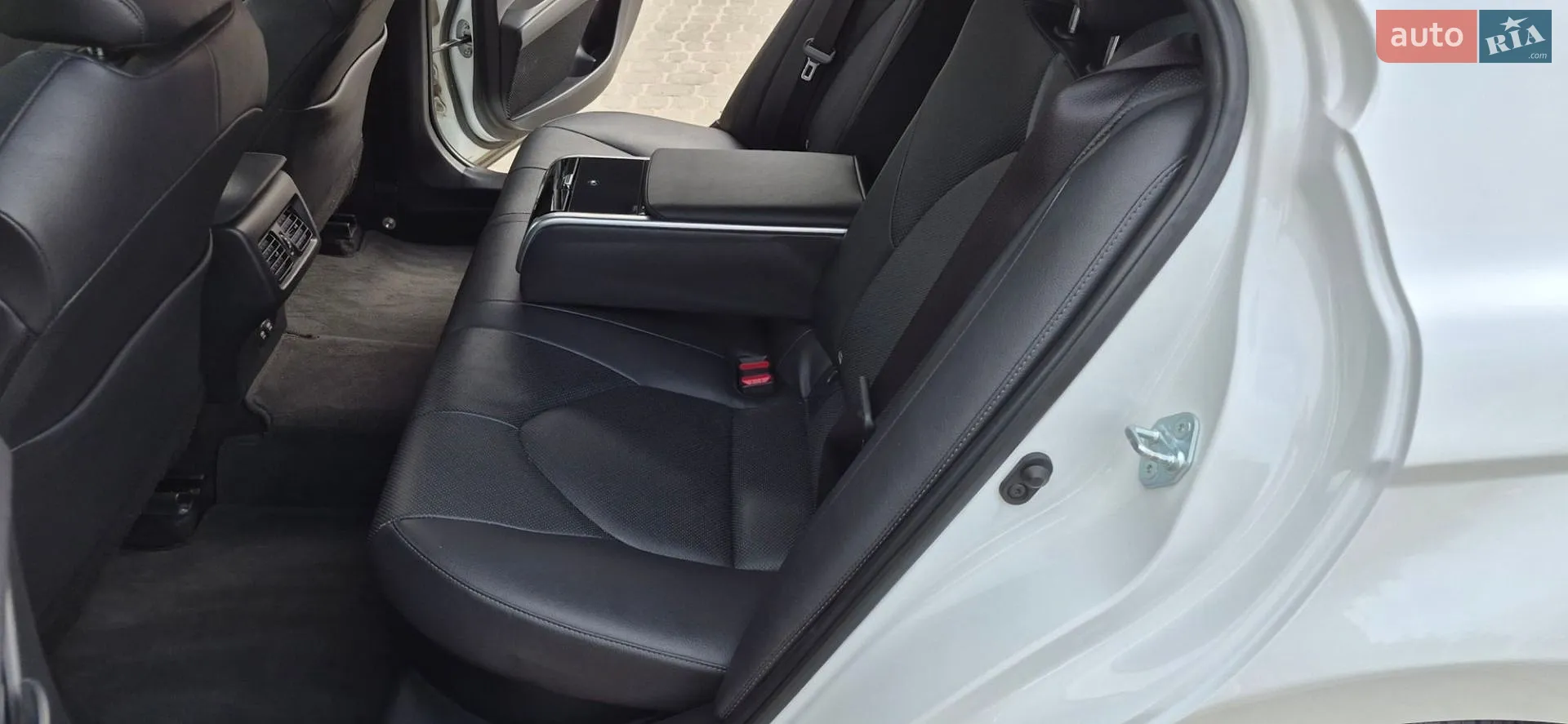 2021 Toyota Camry - мініатюра 40