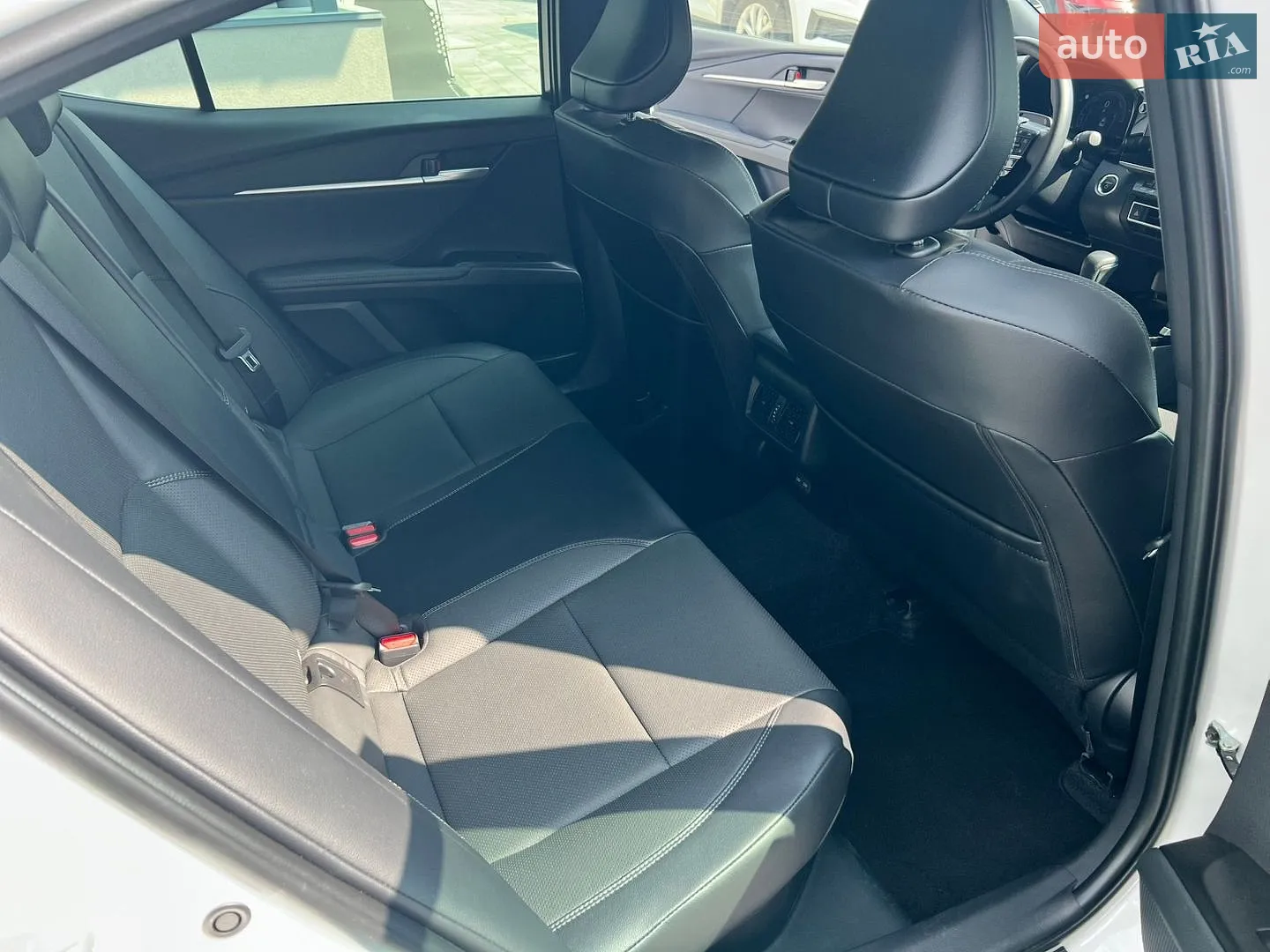 2025 Toyota Camry - мініатюра 33