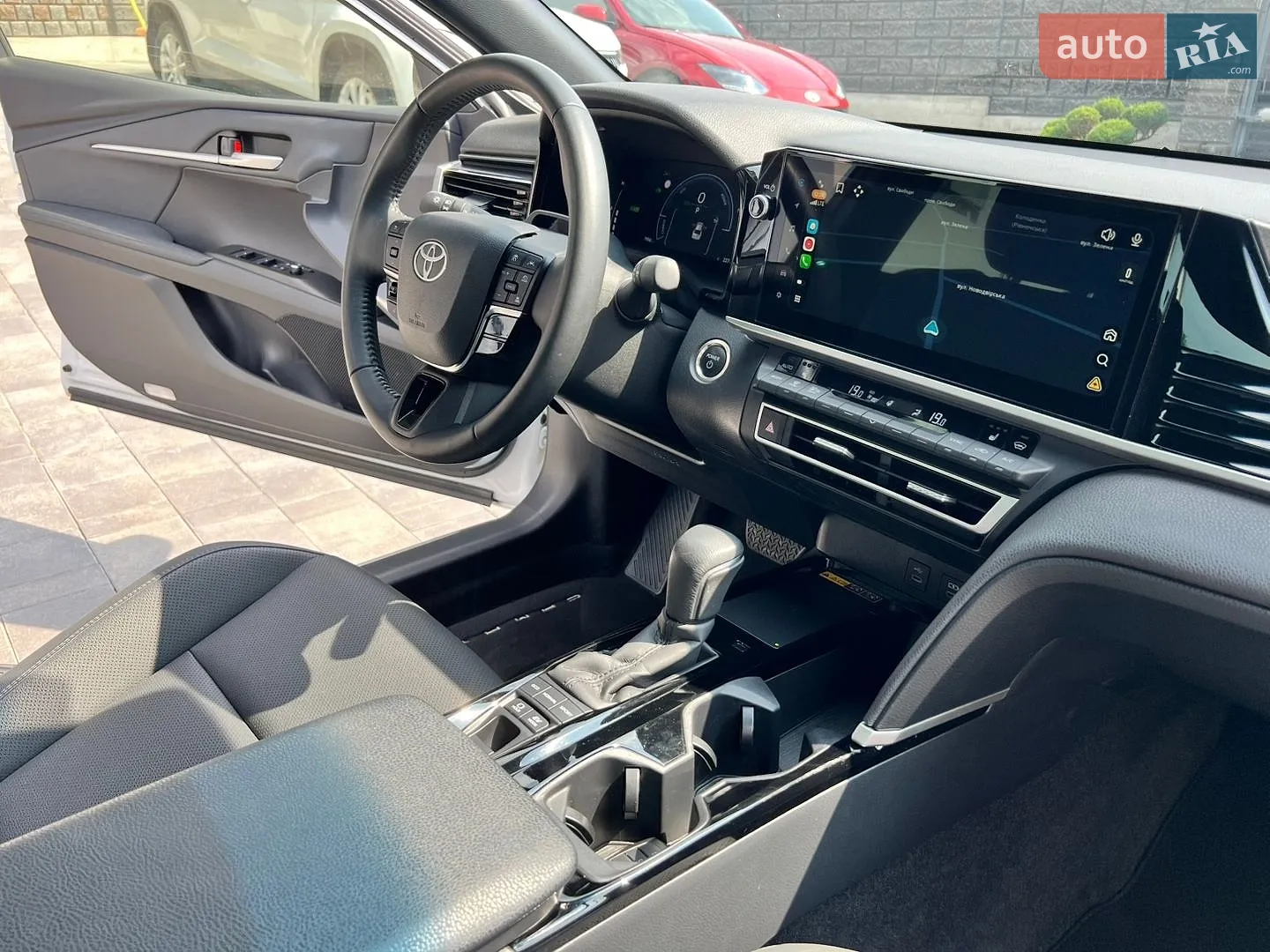 2025 Toyota Camry - мініатюра 36