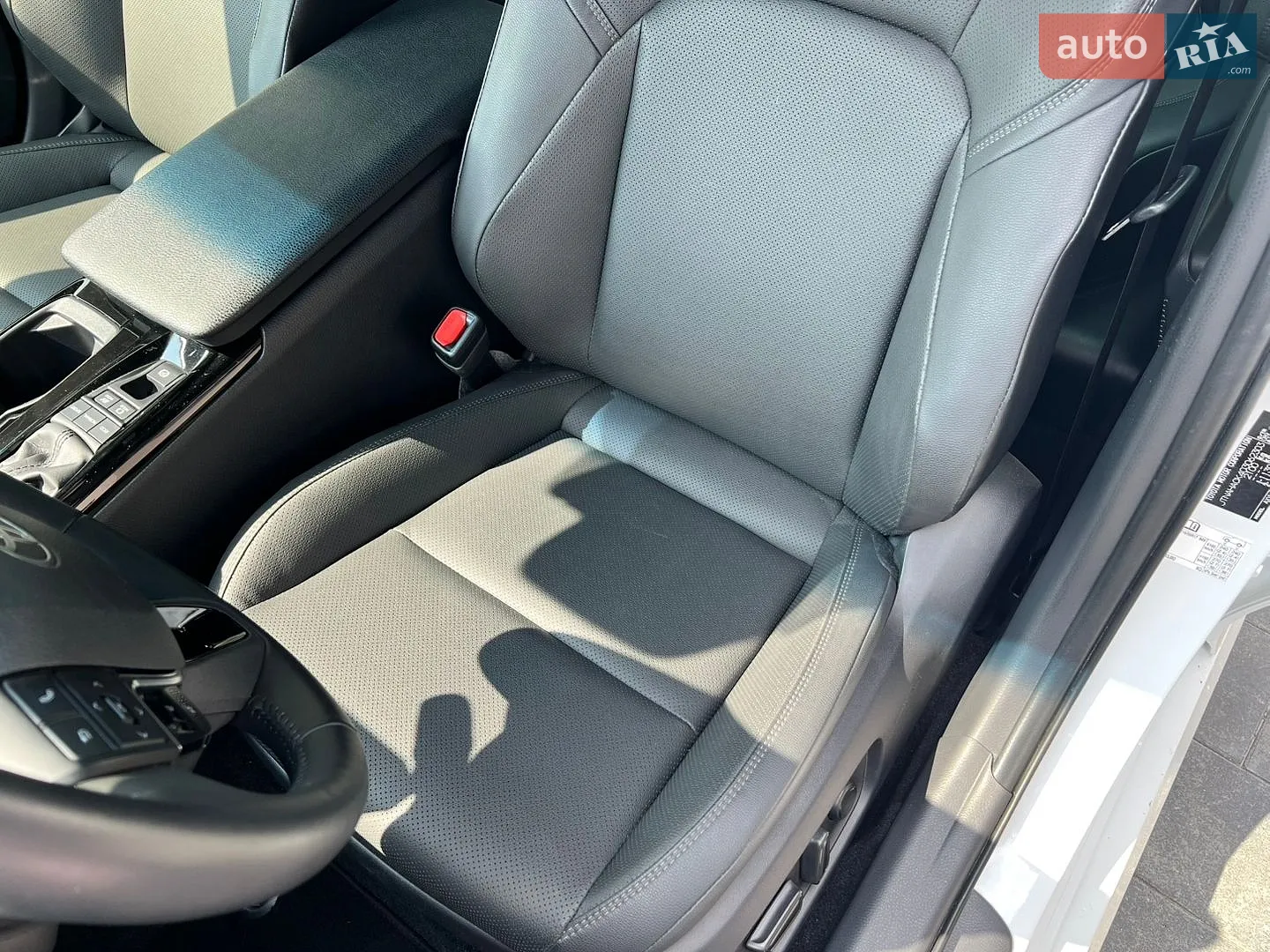 2025 Toyota Camry - мініатюра 40