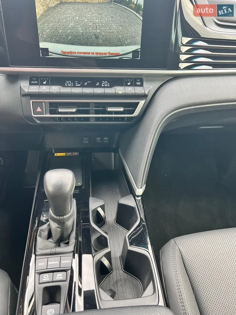 2025 Toyota Camry - мініатюра 42