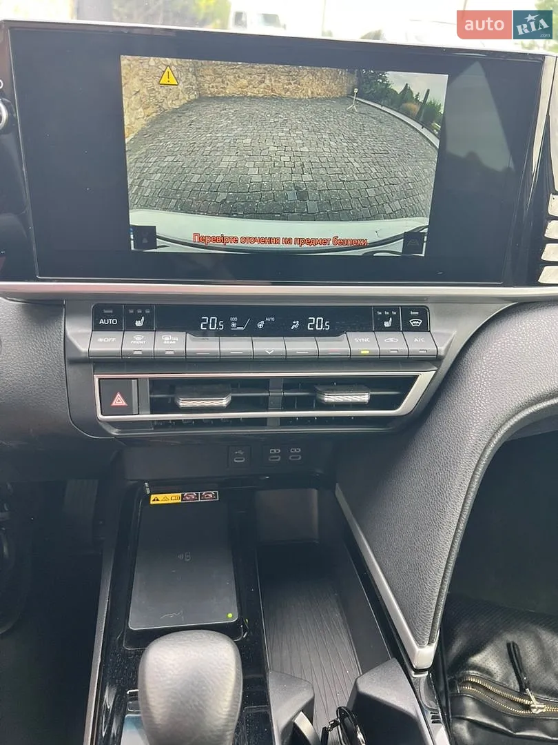 2025 Toyota Camry - мініатюра 43