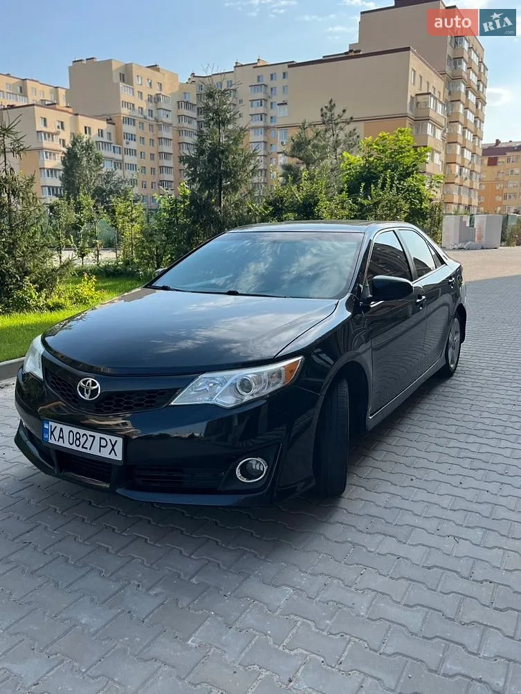 2014 Toyota Camry - мініатюра 2