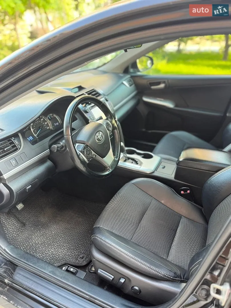 2014 Toyota Camry - мініатюра 16