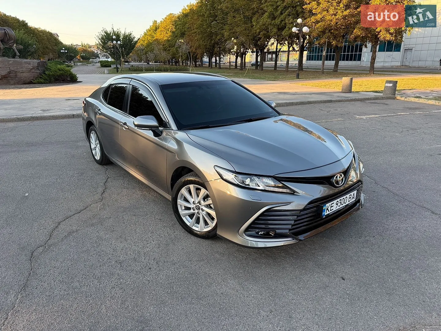 2023 Toyota Camry - мініатюра 2