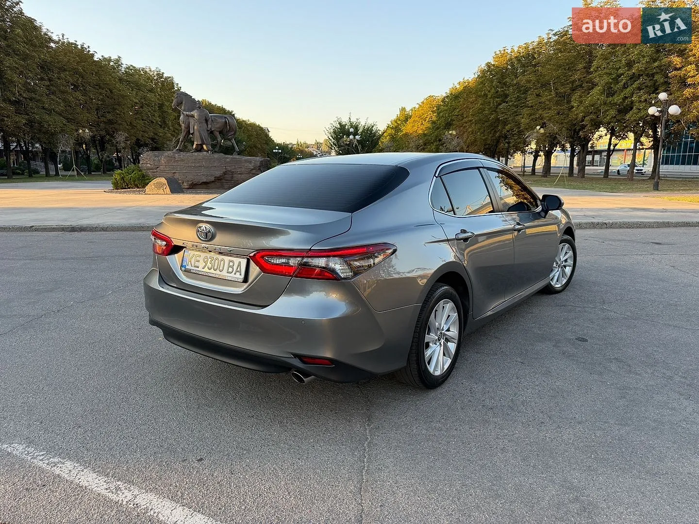 2023 Toyota Camry - мініатюра 10