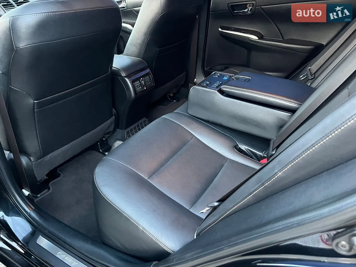 2014 Toyota Camry - мініатюра 25