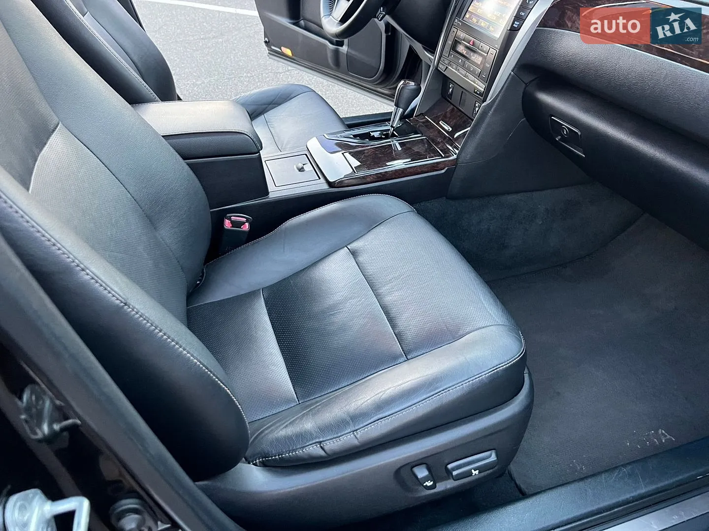 2014 Toyota Camry - мініатюра 32