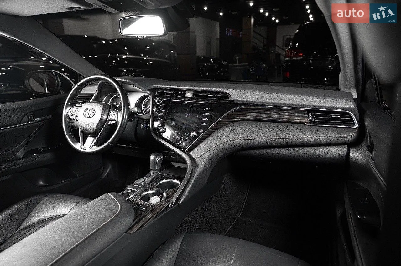 2018 Toyota Camry - мініатюра 22