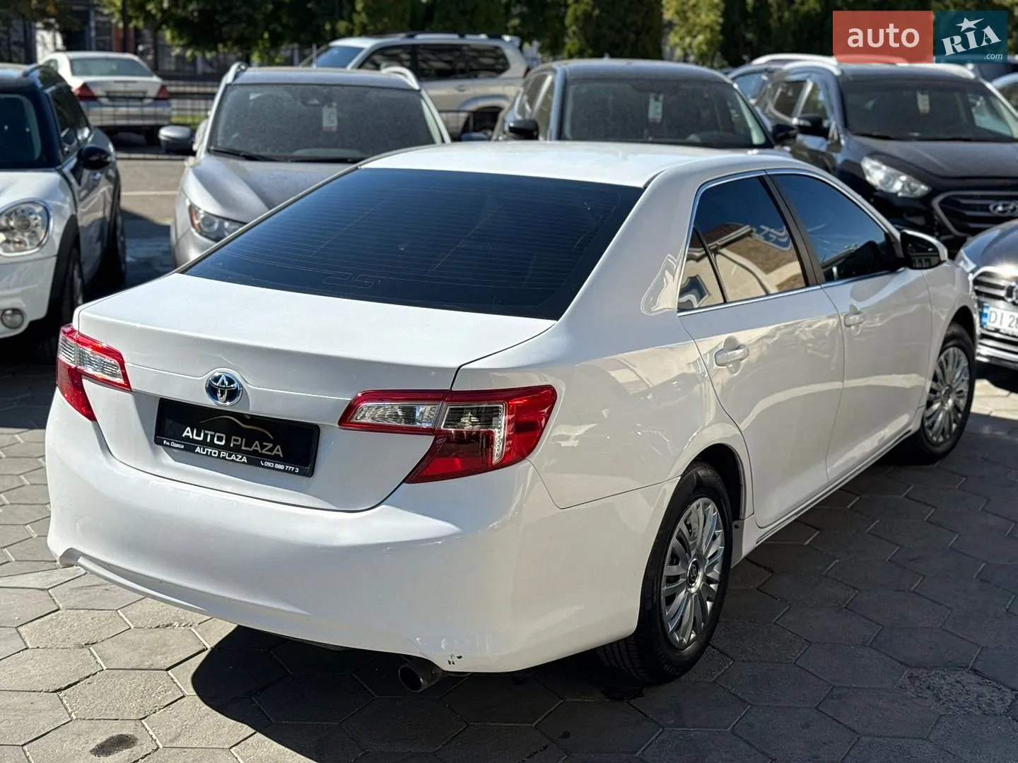 2013 Toyota Camry - мініатюра 16