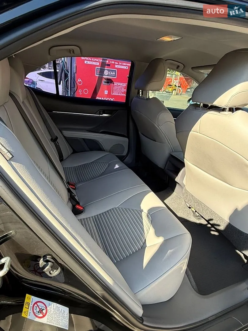 2018 Toyota Camry - мініатюра 9
