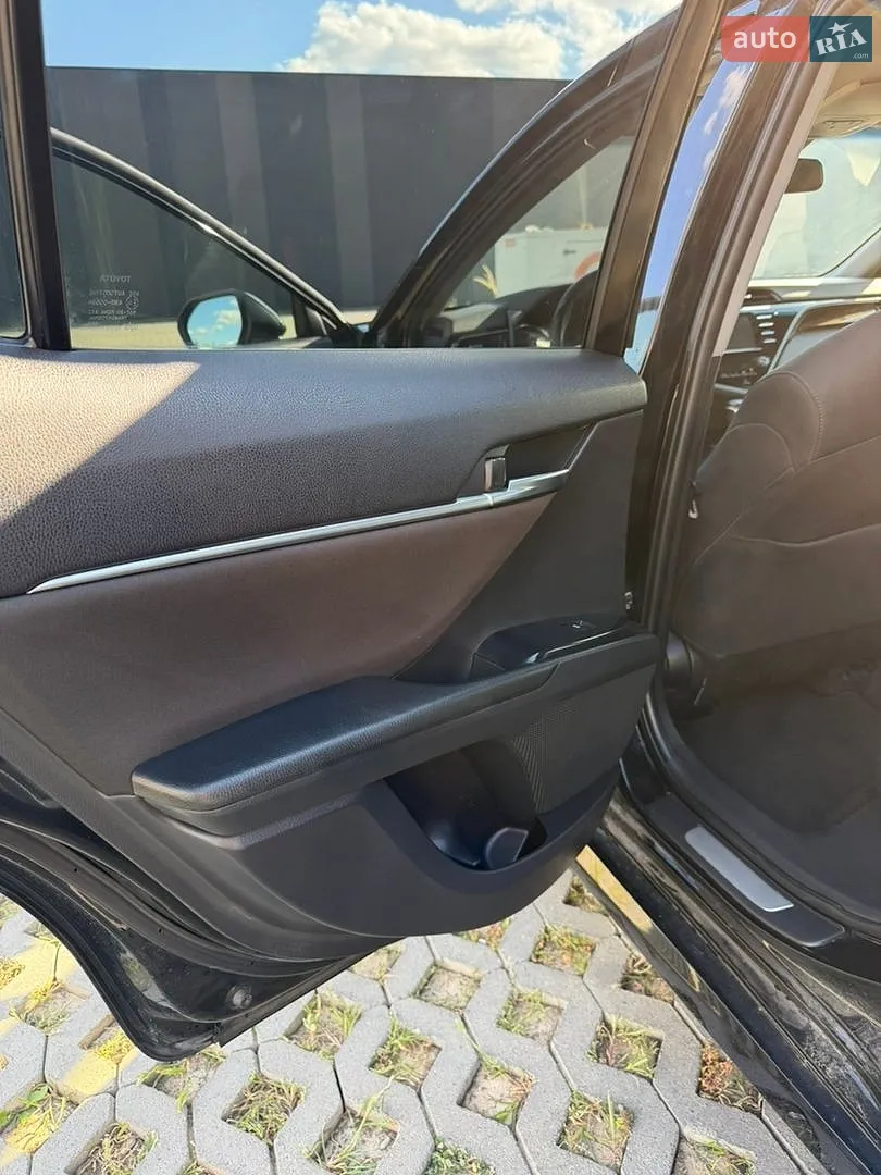 2019 Toyota Camry - мініатюра 6