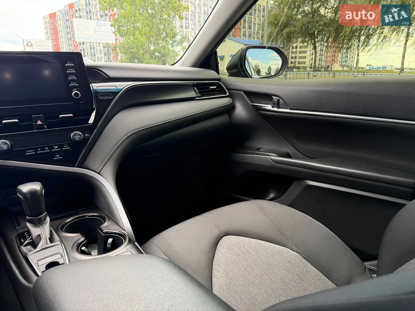 2022 Toyota Camry - мініатюра 11