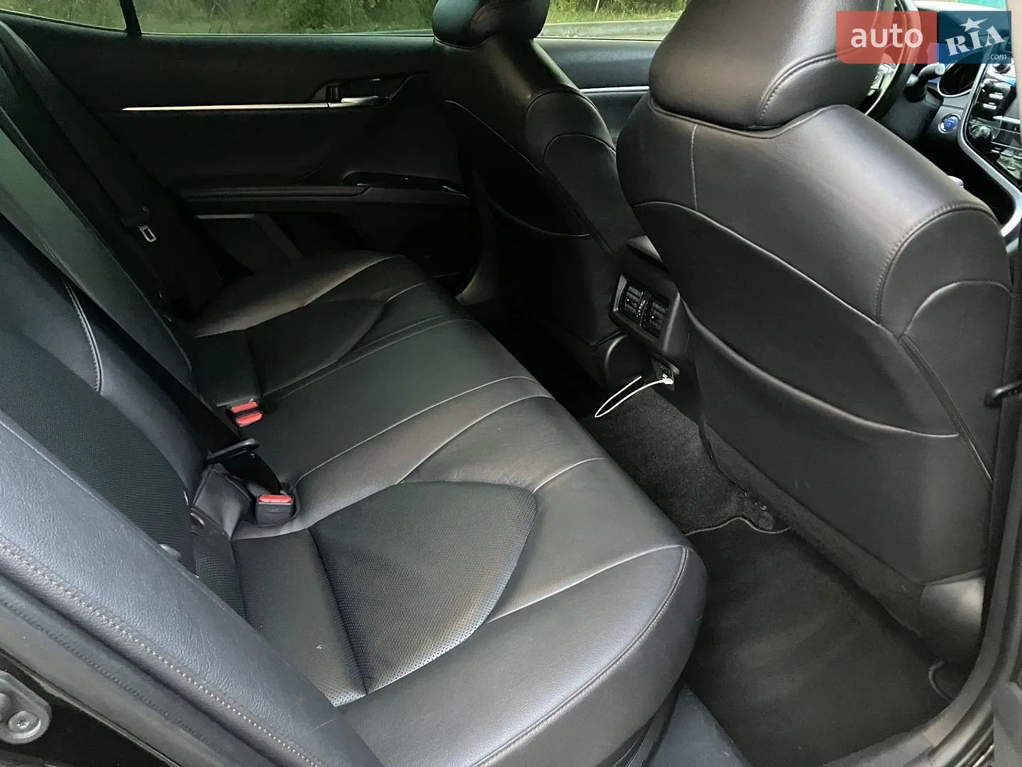 2020 Toyota Camry - мініатюра 13