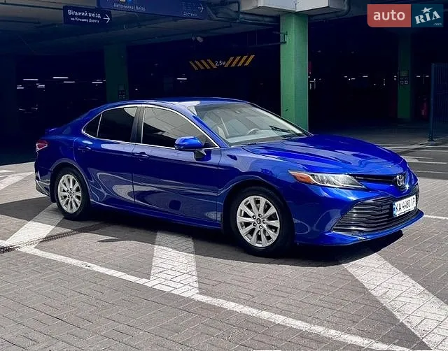 2017 Toyota Camry - мініатюра 9