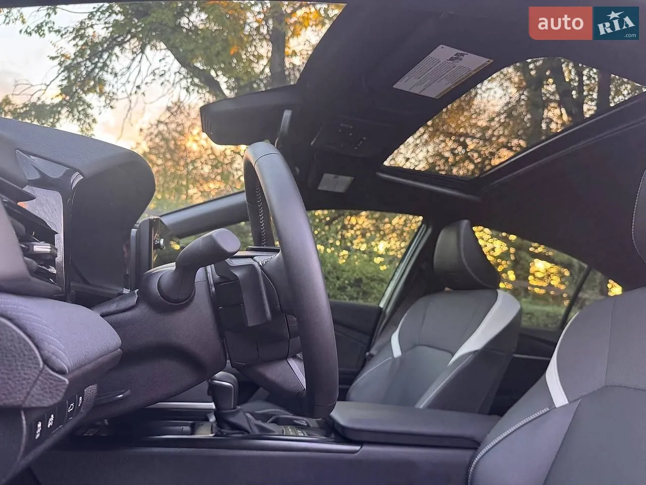 2025 Toyota Camry - мініатюра 23