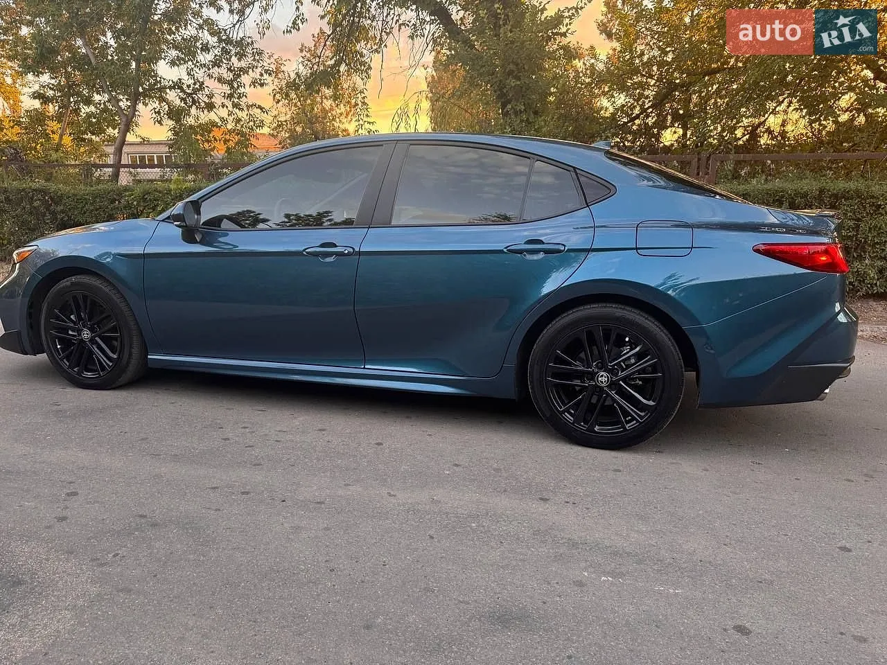 2025 Toyota Camry - мініатюра 4