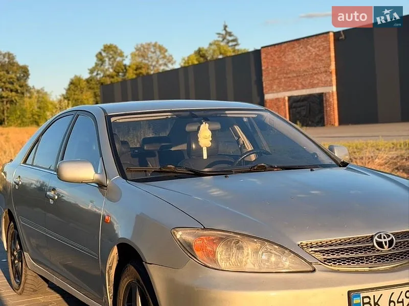 Toyota Camry 2001