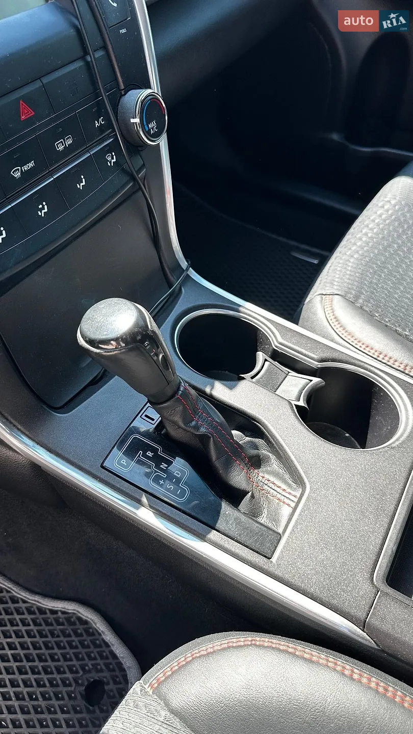 2015 Toyota Camry - мініатюра 17