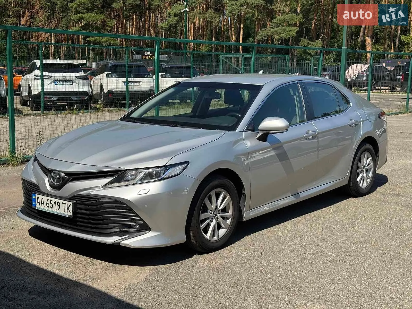 2018 Toyota Camry - фото 1