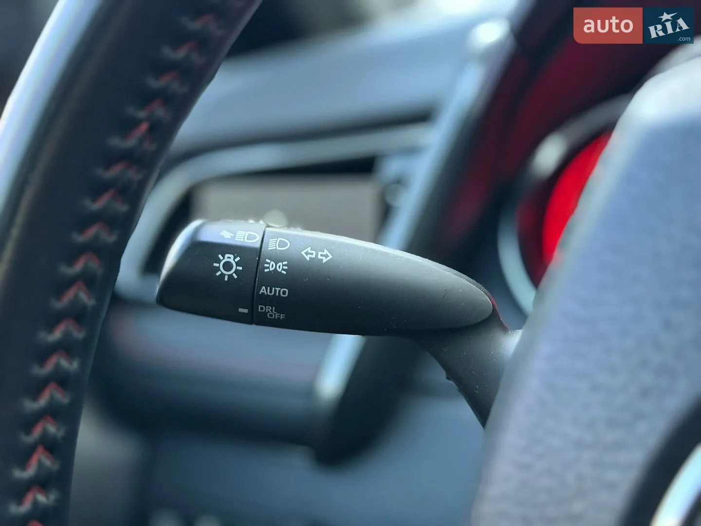 2019 Toyota Camry - мініатюра 27