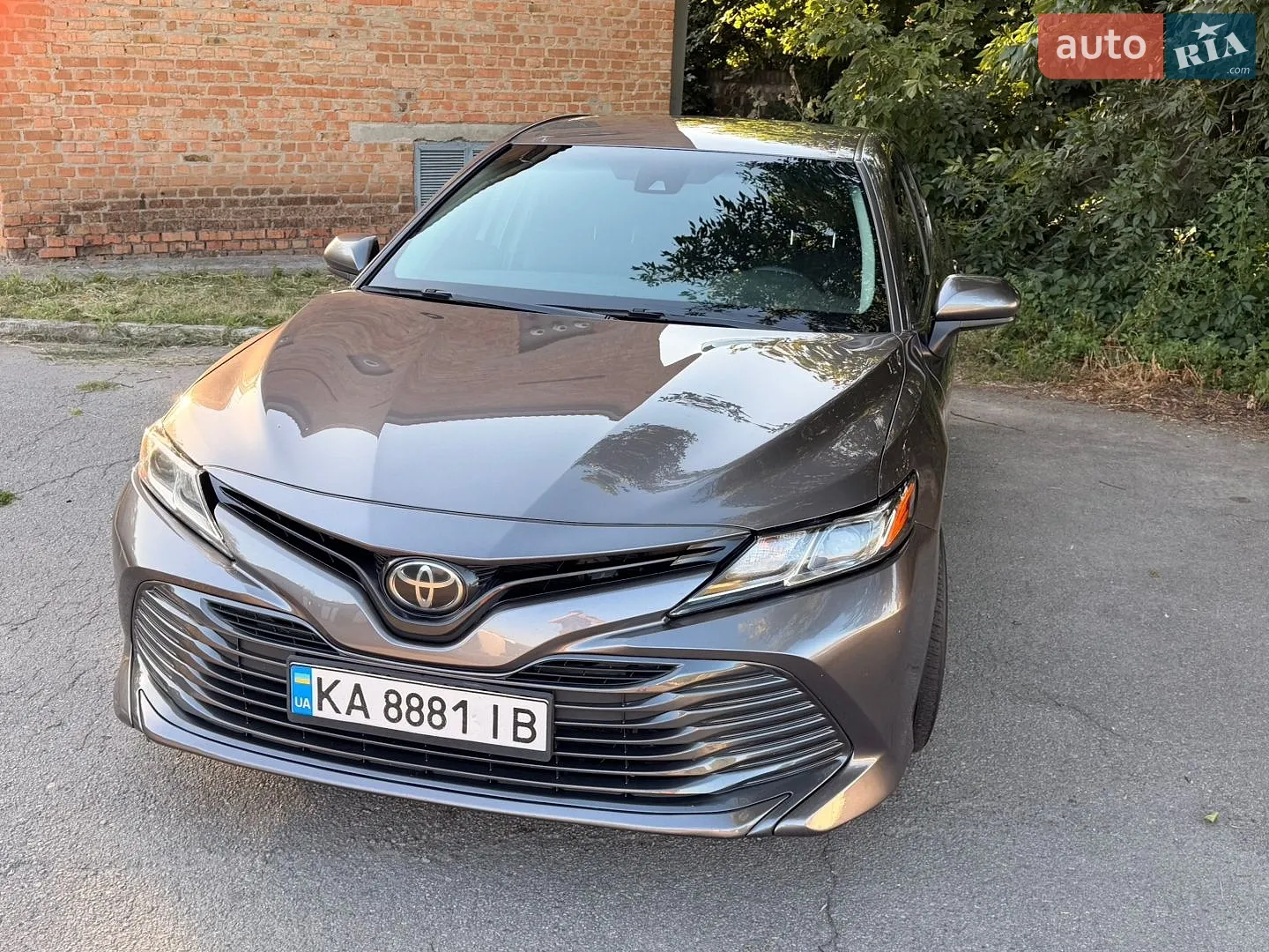 2020 Toyota Camry - мініатюра 3