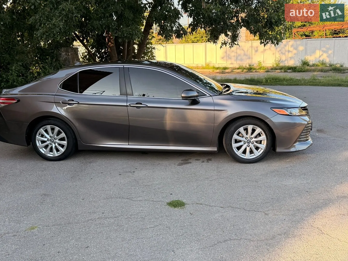 2020 Toyota Camry - мініатюра 4