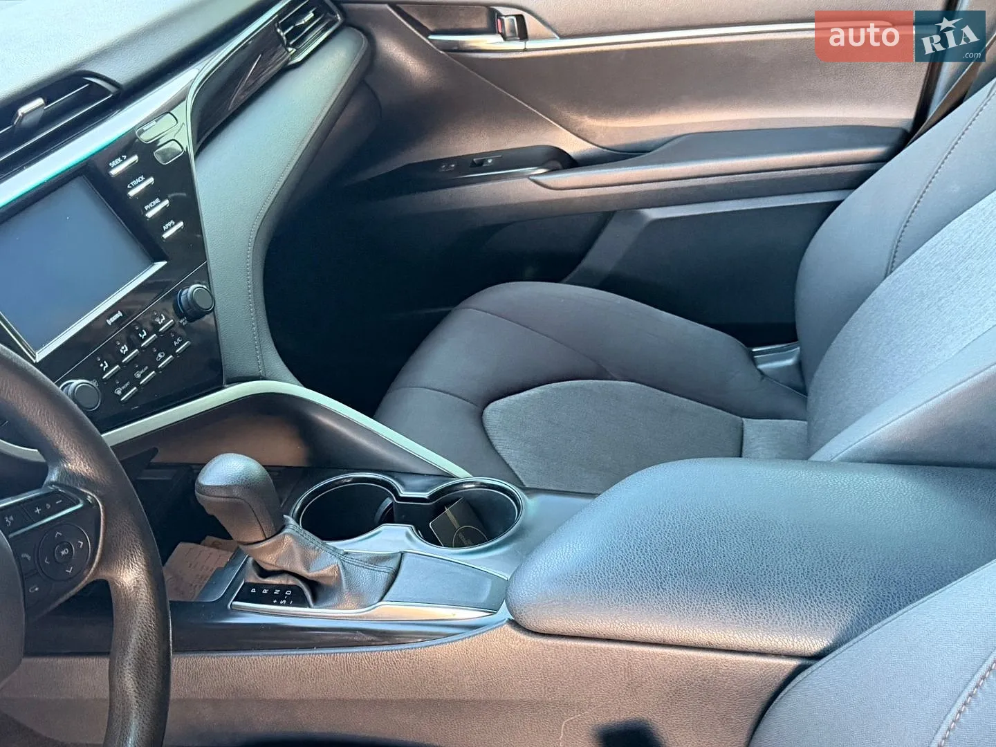 2020 Toyota Camry - мініатюра 20