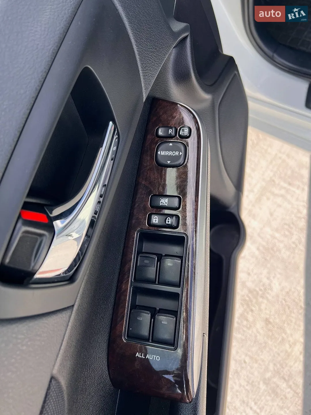 2017 Toyota Camry - мініатюра 22