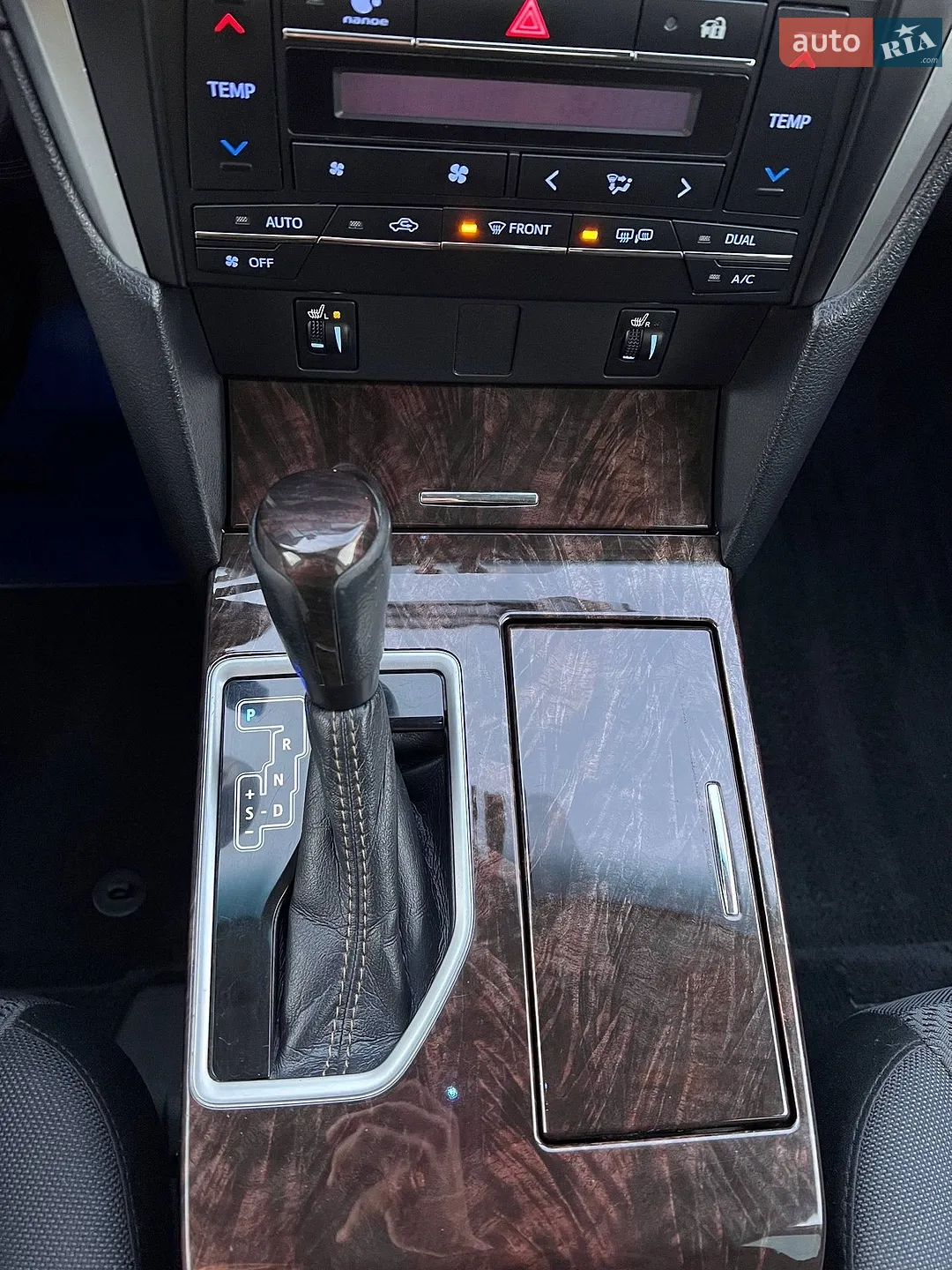 2017 Toyota Camry - мініатюра 34
