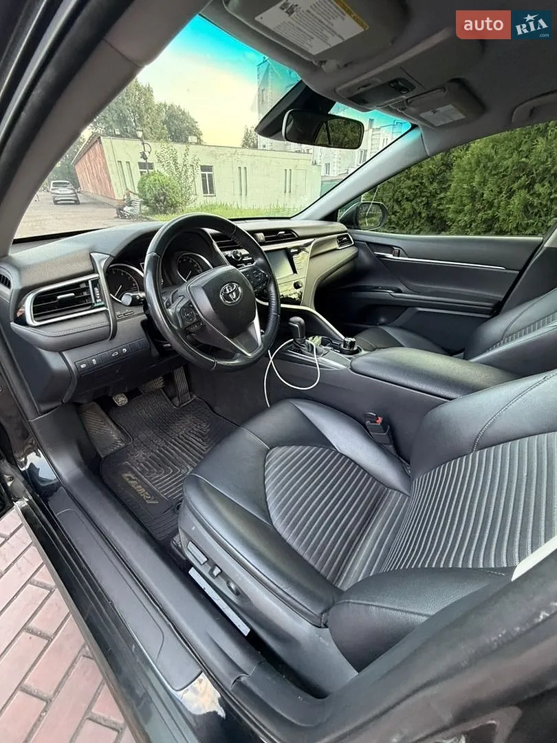 2017 Toyota Camry - мініатюра 10