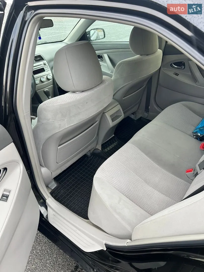 2011 Toyota Camry - мініатюра 18