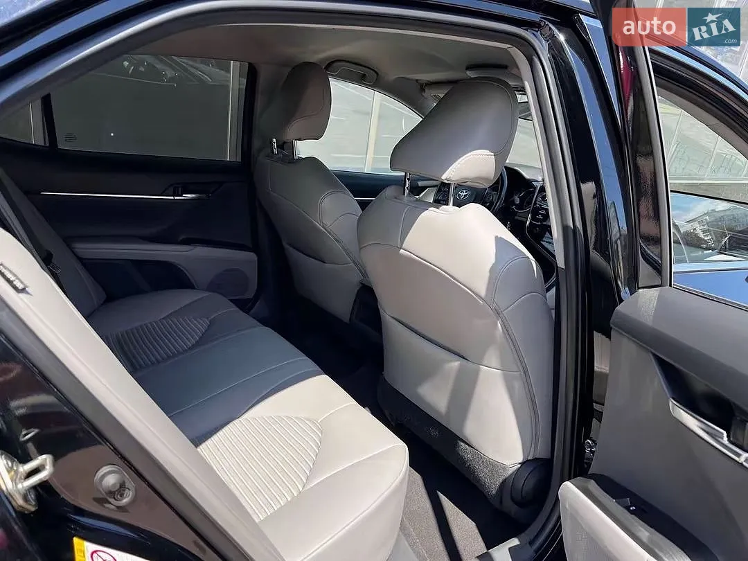 2018 Toyota Camry - мініатюра 20