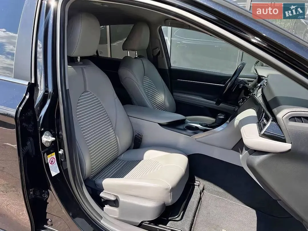 2018 Toyota Camry - мініатюра 25