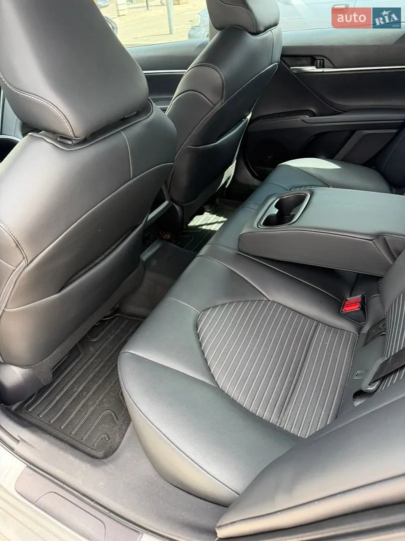 2022 Toyota Camry - мініатюра 16