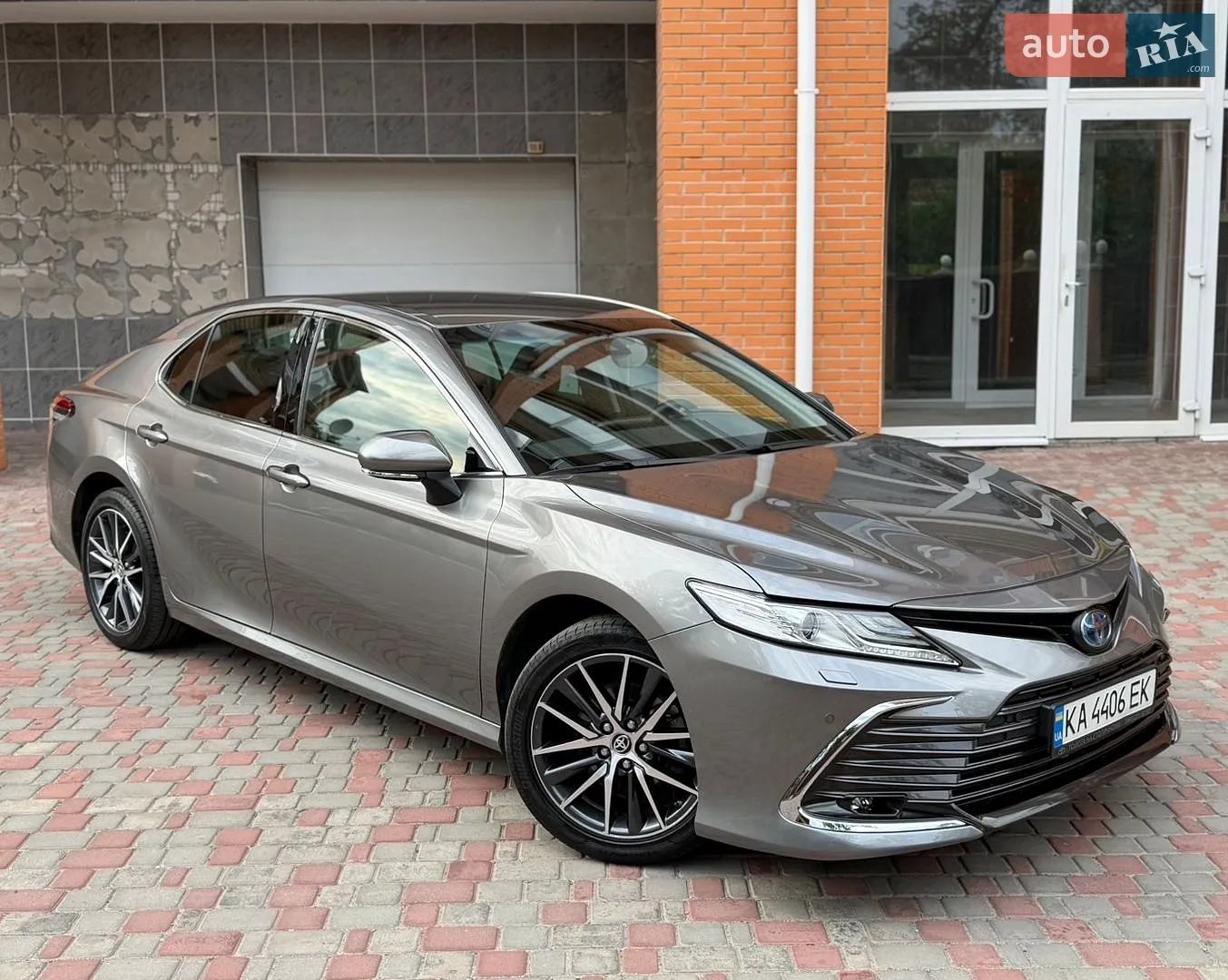 2021 Toyota Camry - мініатюра 10